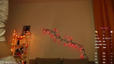 Hi everyone Im Tina online show from November 2025 06:30:01 PM