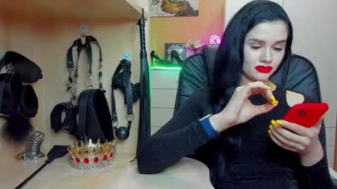 Mistress Kristi online show from November 2025 07:48:02 PM