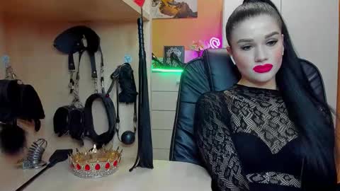Mistress Kristi online show from April 2026 07:16:01 PM