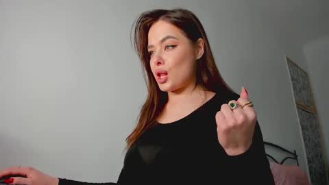 mistress_milana_ online show from April 2026 04:44:02 PM