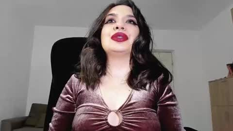 YourGoddessM online show from February 2025 06:18:02 AM
