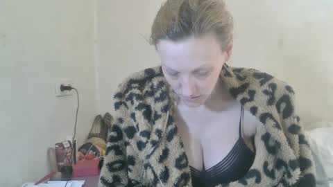mistressmilly32 online show from April 2026 10:02:01 AM
