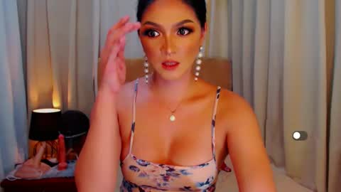 Leah online show from December 2024 11:03:02 AM