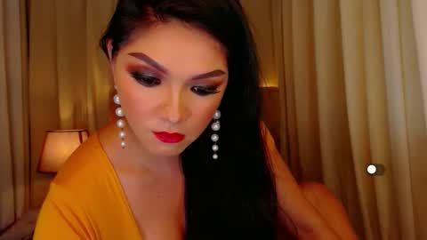 Snapshot of mistressseductionleah chatting on April 2026 09:48:02 PM Leah online show from April 2026 09:48:02 PM