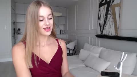 Snapshot of mistressuniverse chatting on September 2025 09:11:02 AM mistressuniverse online show from September 2025 09:11:02 AM