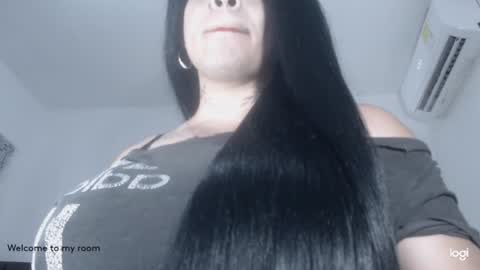 Snapshot of mistressxxalice chatting on June 2026 07:19:01 PM ALICE MADANE online show from June 2026 07:19:01 PM