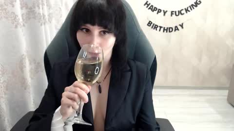Snapshot of misty_dark chatting on October 2025 10:48:02 AM misty_dark online show from October 2025 10:48:02 AM