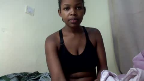 misty_shee online show from June 2026 12:04:01 AM