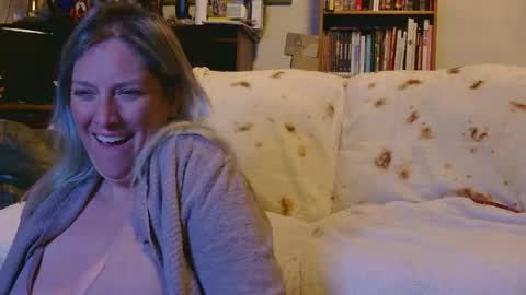 Misty Mountains online show from April 2026 03:15:01 AM