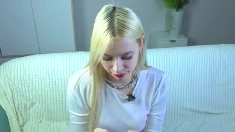 MistyXNight online show from January 2026 11:49:01 AM