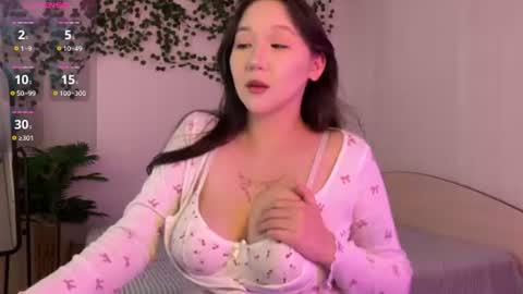 Snapshot of mistyymona chatting on July 2026 02:11:01 PM Mona online show from July 2026 02:11:01 PM