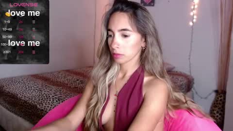 mitchwilson1 online show from October 2025 10:31:01 PM