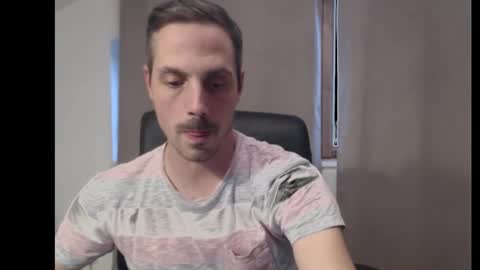 Snapshot of mitsch01 chatting on October 2025 01:53:02 PM Mitsch online show from October 2025 01:53:02 PM