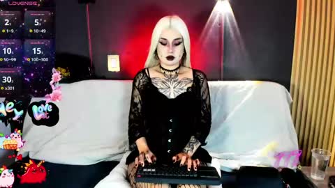 Snapshot of mix_carmilla chatting on June 2026 09:03:01 AM mix_carmilla online show from June 2026 09:03:01 AM