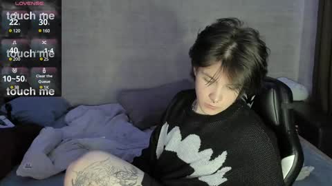 Snapshot of miya_chinen chatting on December 2024 09:27:01 PM Miya online show from December 2024 09:27:01 PM