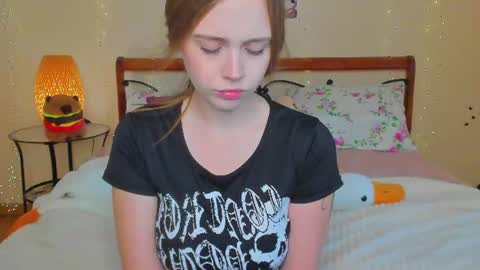 Snapshot of miya_soft chatting on July 2026 01:58:33 AM Miya online show from July 2026 01:58:33 AM
