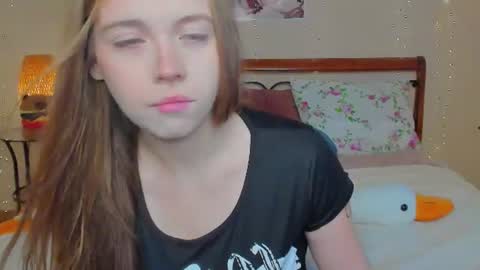 Snapshot of miya_soft chatting on July 2026 01:45:02 AM Miya online show from July 2026 01:45:02 AM