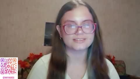 Milana online show from October 2025 01:43:02 PM