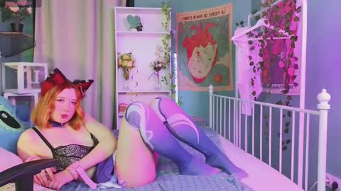 Snapshot of mizukinoyoru chatting on February 2025 11:22:02 PM Mizuki online show from February 2025 11:22:02 PM