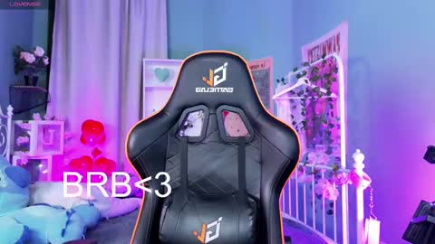 Snapshot of mizukinoyoru chatting on February 2025 11:42:01 PM Mizuki online show from February 2025 11:42:01 PM