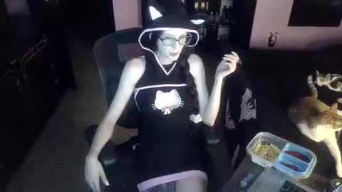 Snapshot of mizzbonez chatting on January 2026 02:15:01 AM Mizz Bonez online show from January 2026 02:15:01 AM