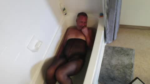 Snapshot of mjeffrey460699861 chatting on June 2026 01:17:02 PM mjeffrey460699861 online show from June 2026 01:17:02 PM