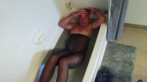 Snapshot of mjeffrey460699861 chatting on July 2026 10:48:01 PM mjeffrey460699861 online show from July 2026 10:48:01 PM