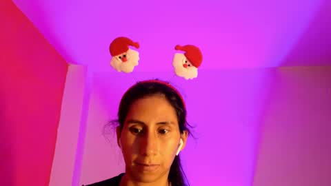 MoonLipson online show from December 2024 11:22:02 AM