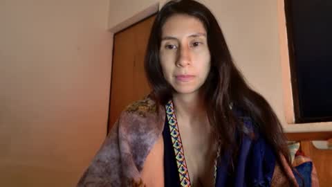 MoonLipson online show from September 2025 04:49:02 AM