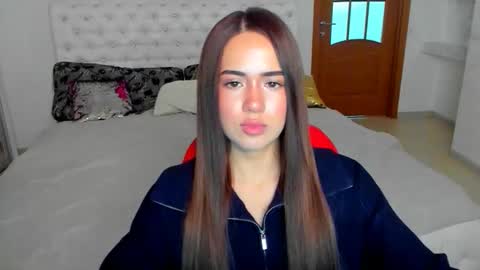 Beata online show from October 2025 06:03:02 PM