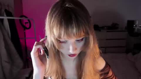 mnepohhh online show from November 2025 07:58:02 PM