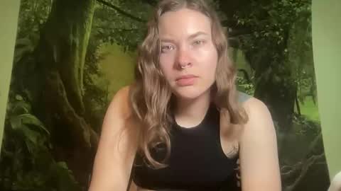 Snapshot of mo0n_goddess chatting on June 2026 03:19:02 AM Misty online show from June 2026 03:19:02 AM