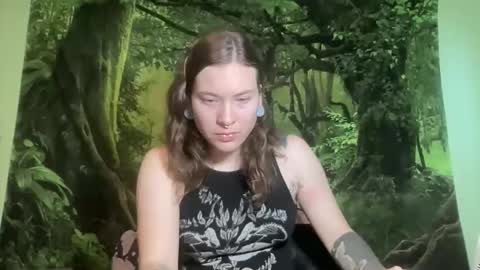Snapshot of mo0n_goddess chatting on June 2026 02:38:01 AM Misty online show from June 2026 02:38:01 AM