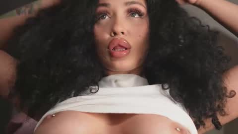 Ruxxx online show from October 2025 07:42:02 AM