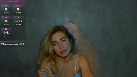 Snapshot of moanamo chatting on May 2026 02:02:01 PM Princess Moana online show from May 2026 02:02:01 PM