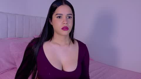 zoe ross online show from June 2026 07:26:01 PM