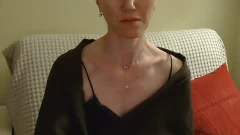 Snapshot of modesta1413 chatting on April 2026 10:15:01 PM Aurora online show from April 2026 10:15:01 PM