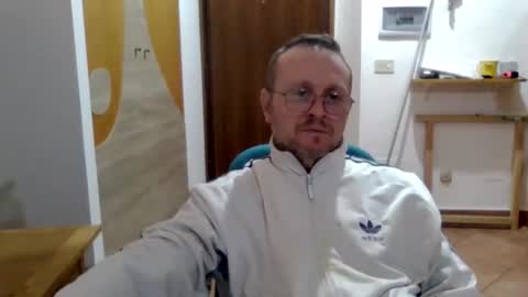 Snapshot of modesto1969 chatting on November 2025 11:04:02 PM modesto1969 online show from November 2025 11:04:02 PM