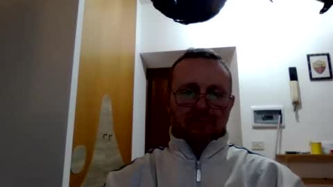 Snapshot of modesto1969 chatting on December 2025 09:21:02 PM modesto1969 online show from December 2025 09:21:02 PM