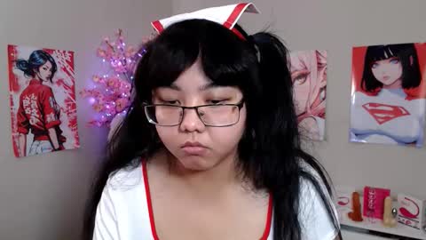 Molly online show from November 2025 04:56:01 AM