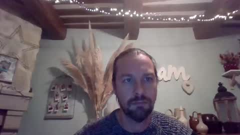 Julien online show from February 2025 06:56:02 PM