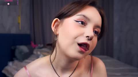 My name is Eda online show from October 2025 05:18:02 AM