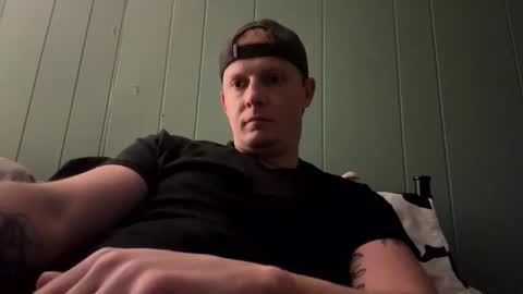 Snapshot of mojozz chatting on January 2026 12:26:01 AM LookinForFun online show from January 2026 12:26:01 AM