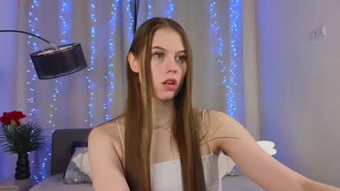 Molly online show from February 2025 03:38:02 PM