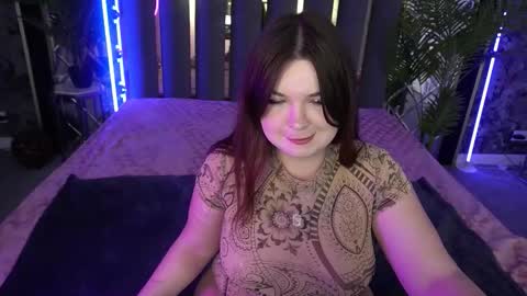 Snapshot of molinmoon chatting on November 2025 08:25:02 PM Rosa online show from November 2025 08:25:02 PM