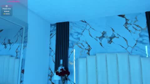 Hey Guys  Im Mollie online show from April 2026 12:11:02 PM