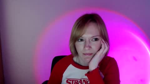 Snapshot of mollilove chatting on May 2026 10:01:01 AM mollilove online show from May 2026 10:01:01 AM