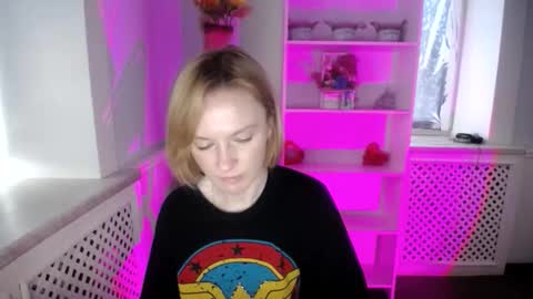 Snapshot of mollilove chatting on May 2026 10:00:01 AM mollilove online show from May 2026 10:00:01 AM