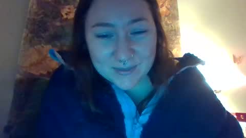 mollsballs123 online show from October 2025 12:22:01 AM