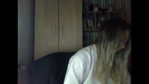 molly971345 online show from February 2026 04:43:01 PM